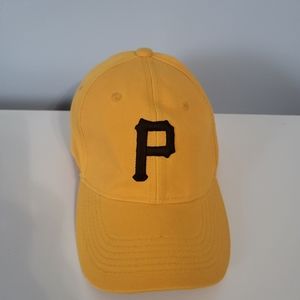 Pittsburgh Pirates adjustable hat